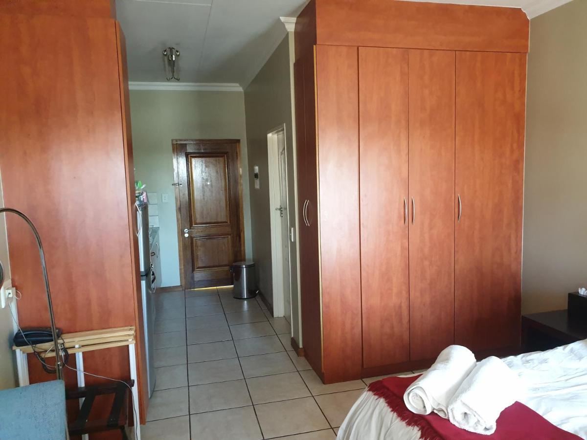 Grosvenor Apartments Pretoria-Noord Extérieur photo