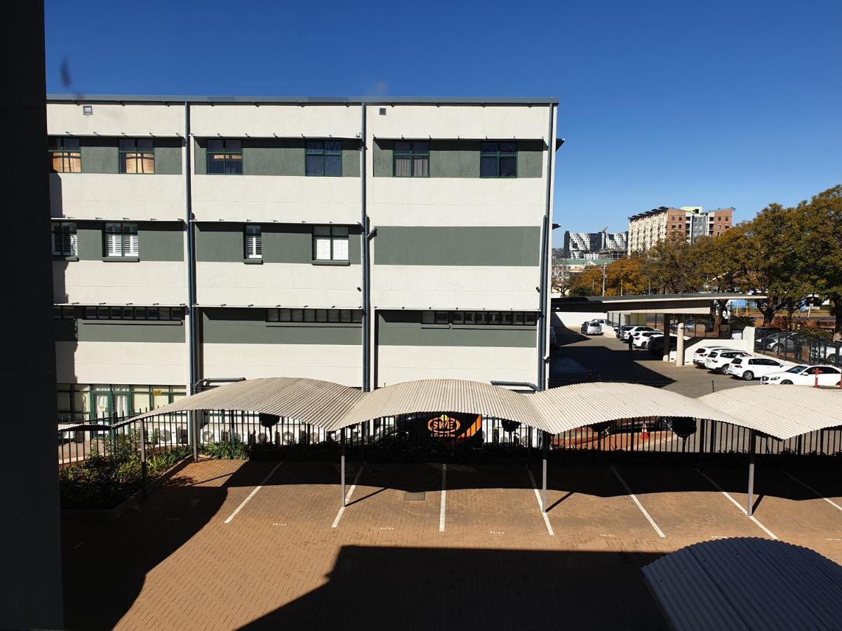 Grosvenor Apartments Pretoria-Noord Extérieur photo