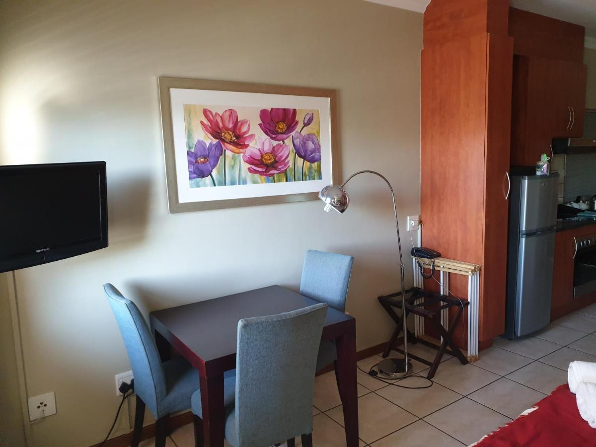 Grosvenor Apartments Pretoria-Noord Extérieur photo