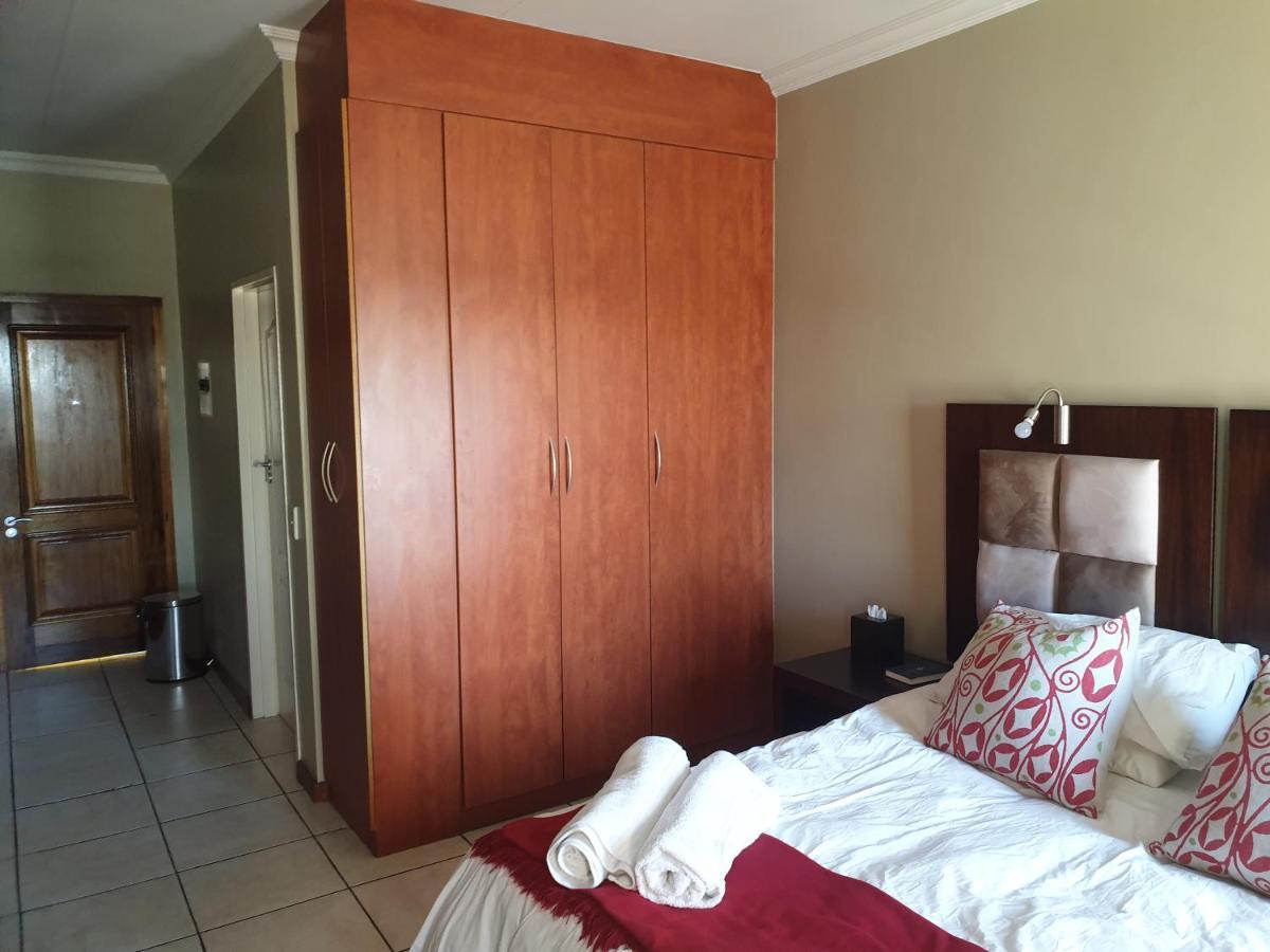 Grosvenor Apartments Pretoria-Noord Extérieur photo