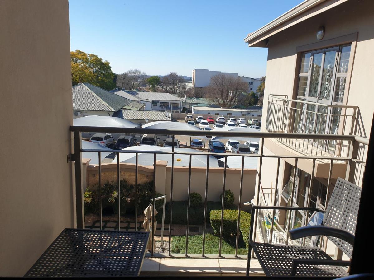 Grosvenor Apartments Pretoria-Noord Extérieur photo